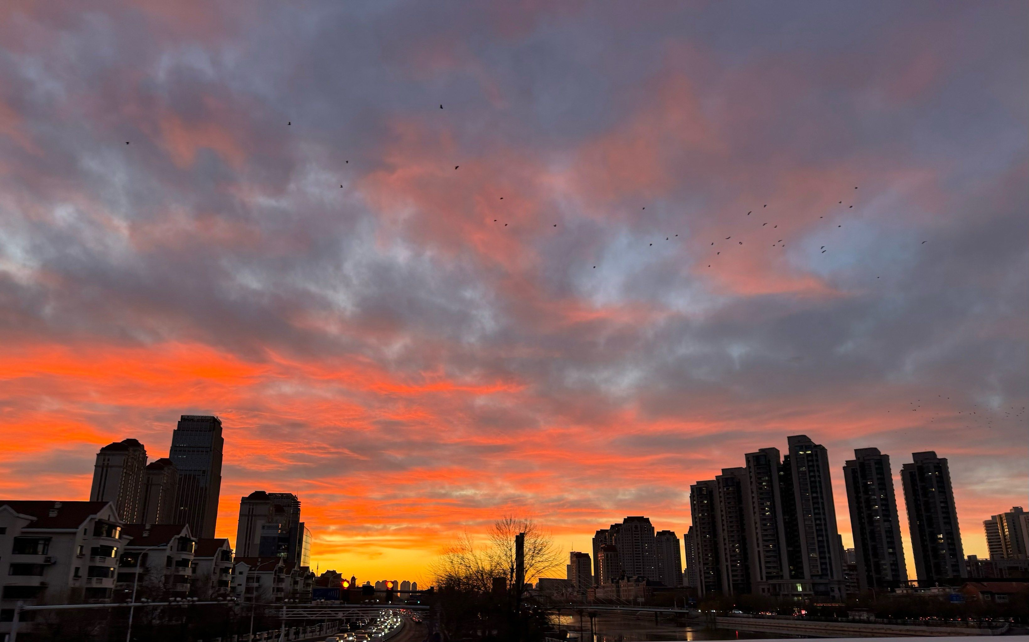 早晨的天空色彩斑斓