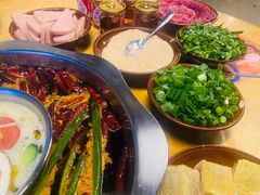 -重庆下半城老火锅(糖酒公司店)