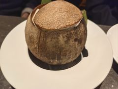原只椰炖乌鸡汤-汤城小厨•粤菜•靓汤(苏州街店)