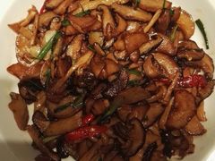 -西贝莜面村(上海百联西郊店)