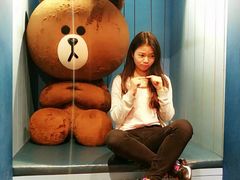 -LINE FRIENDS Garosu-gil Flagship Store