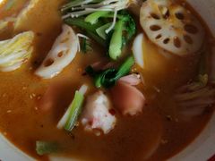 -小蛮椒麻辣烫·麻辣拌(青浦宝龙店)