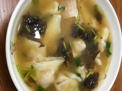 紫菜馄饨-砂锅鱼头