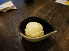-莓园冰淇淋店