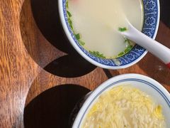 -李犟大爆鳝面·手工蟹黄包(湖滨西湖店)