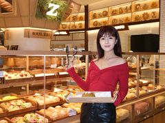 -宝龙城(杭州滨江店)