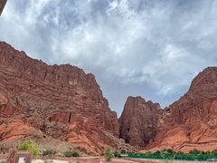 -天山神秘大峡谷