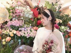 -FLOVIE FLORIST CAFE