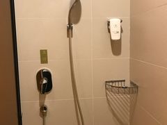 -全季酒店(上海青浦吾悦广场淀山湖大道店)