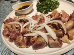 -巴扎美食·新疆菜·西域歌舞表演餐厅(新疆大厦店)