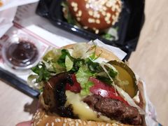 -The Habit Burger Grill 哈比特汉堡(爱琴海店)