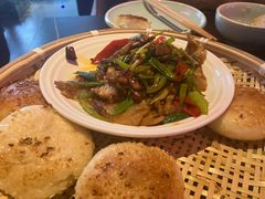 -粉墨特色菜·烧烤音乐酒馆