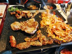 -八色五花肉(新村2号店)