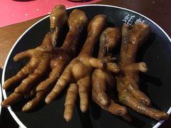 老卤鸡爪-蚝魁竹笼蒸生蚝 余杭店