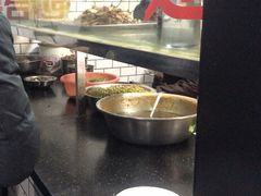 自助调料区-覃肥叔桂林米粉(粮道街店)