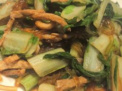 -泉畔人家·老济南经典鲁菜(大明湖店)
