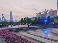 -泉城广场