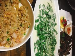 -喜洲吧·江畔老船厂·庭院餐厅(喜临院店)