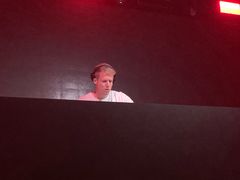 -OMNI Nightclub
