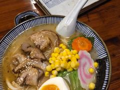 -轻音料理(王府星Mall店)