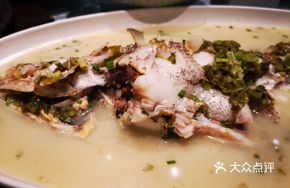 Snow Cabbage Braised Yellow Croaker