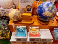 -西西弗书店&矢量咖啡(凯德晶萃广场店)