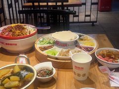 -怪噜范·老贵阳街头名小吃(汇金星力城店)