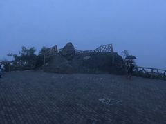 -鬼笑石后山停车场
