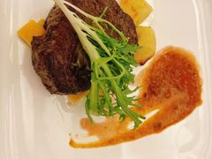 香煎菲力牛排配黑椒汁-红房子西菜馆(淮海中路店)