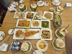 -两兄弟Song Pee Nong(2号店)