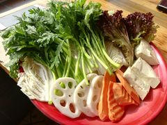 -东镇老火锅(长春路首店)