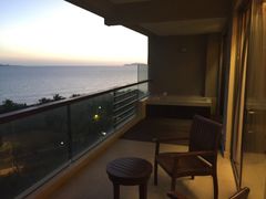 -三亚湾海居铂尔曼度假酒店