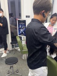点击看大图 -LJOY丽锦造型·烫发染发
