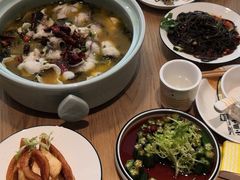 -小鱼小牛·鱼牛干锅·脆鱼火锅(世欧广场店)