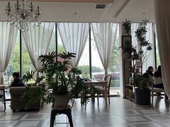 -MOMENT湖景餐厅(解放路店)