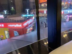 -必胜客(璞丽中心店)