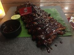 BBQ猪肋排-Naughty Nuri’s Phuket