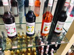 -万润国际酒店用品市场(曹安国际商城店)