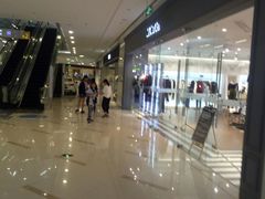 -万宝财富商业广场