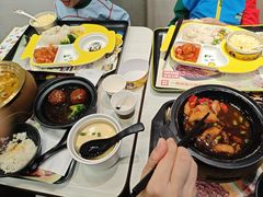 -老娘舅餐厅(黄龙体育中心店)