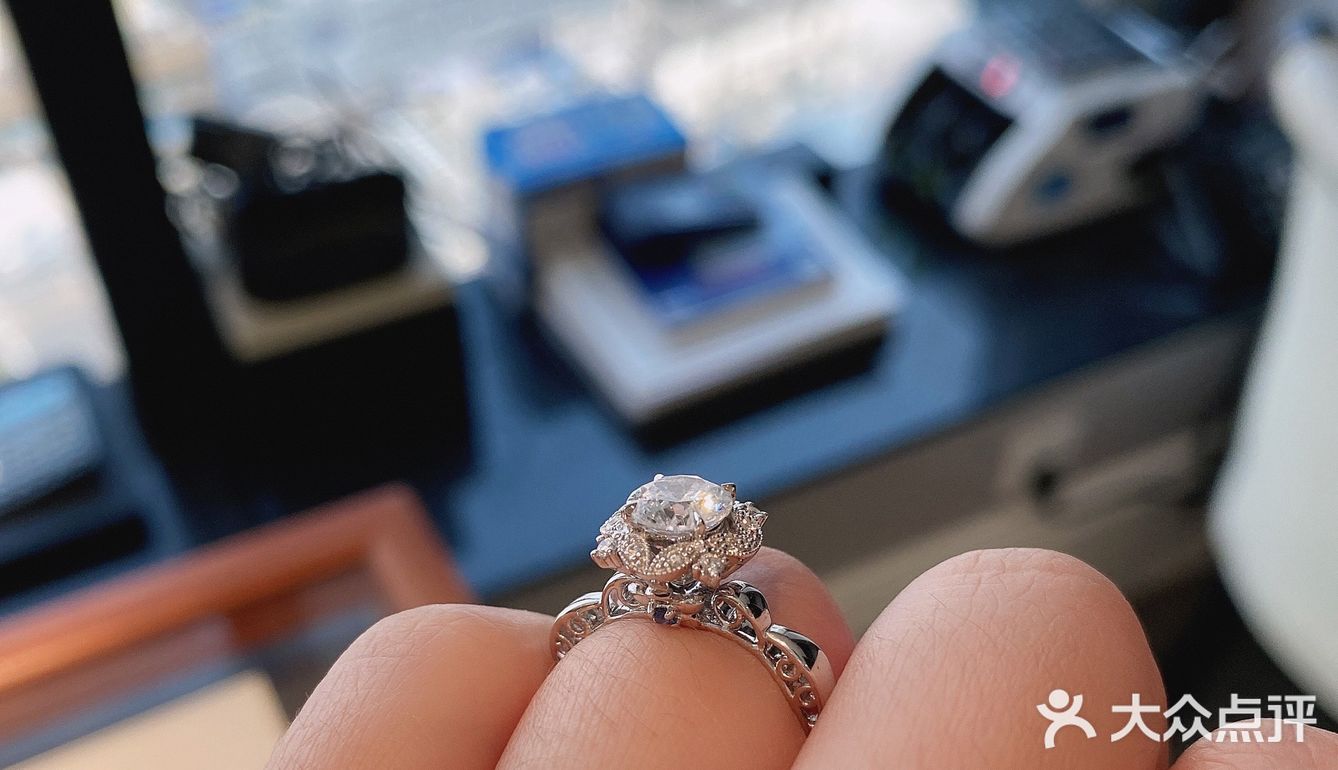 花款钻石戒指💍