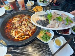 -老船舫·现做活鲜鱼馆(东郊记忆店)