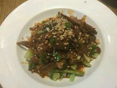 -峨嵋小镇·川菜(勒泰中心店)