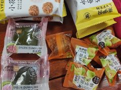 -来伊份(闻喜路三店)