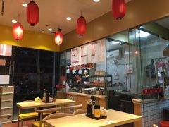 -禧凰·老上海白斩鸡辣肉面店