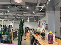 -多抓鱼循环商店(虹桥天地店)