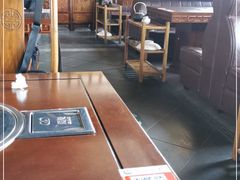 大堂-亿诣蝎府炸酱面羊蝎子火锅(酷车小镇店)