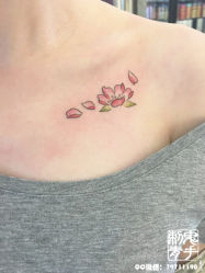 -鬼手纹身小鬼店