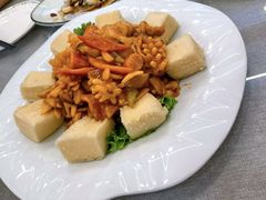 -金沙滩海鲜餐厅·海肠捞饭·手工水饺(梅江龙水园店)