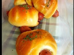 -华荣西饼屋(金禧店)